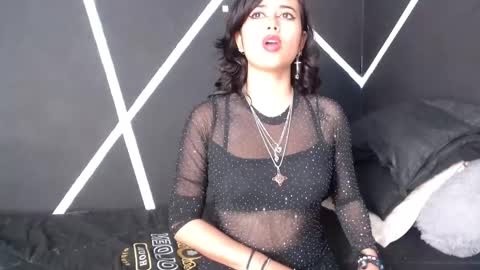 Snapshot of andy_ashanti chatting on January 12, 6:35 pm Andy online show from January 12, 6:35 pm