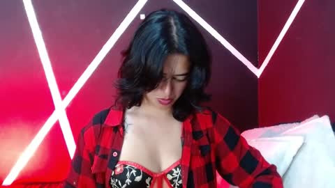 Snapshot of andy_ashanti chatting on January 14, 7:52 pm Andy online show from January 14, 7:52 pm