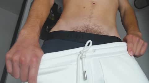 andy_collins__ online show from January 8, 9:39 pm