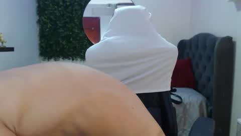 andy_dan1 online show from January 19, 7:15 pm