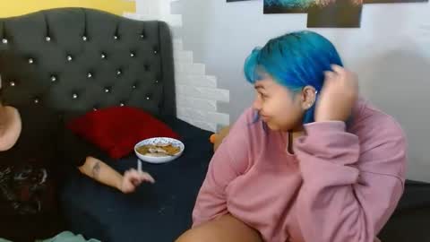 andy_dan1 online show from January 16, 8:46 pm