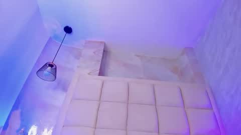 Snapshot of andy_miiller chatting on November 12, 1:11 pm Andy online show from November 12, 1:11 pm