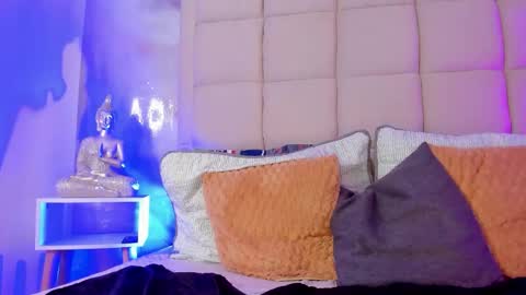 Snapshot of andy_miiller chatting on November 28, 2:42 pm Andy online show from November 28, 2:42 pm