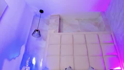 Snapshot of andy_miiller chatting on January 9, 1:58 pm Andy online show from January 9, 1:58 pm