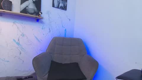 ANDY online show from November 12, 9:47 pm