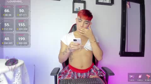 Snapshot of andy_millerr chatting on January 24, 3:22 am andy miller online show from January 24, 3:22 am