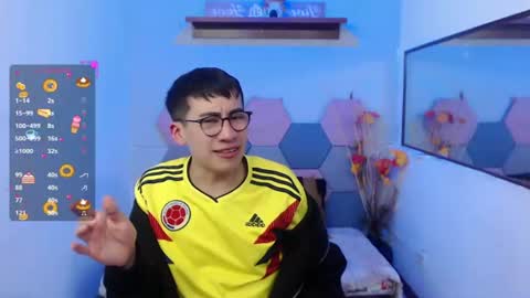 Andy online show from June 17, 9:05 pm