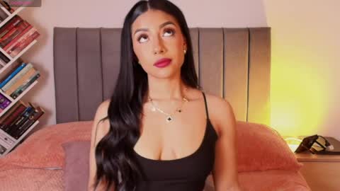 andy_saenz13 online show from May 22, 11:21 pm