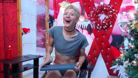 Snapshot of andy_staar chatting on December 2, 7:16 pm andres online show from December 2, 7:16 pm