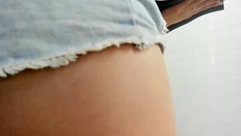 Snapshot of andy_turner chatting on March 12, 11:00 pm Andy Turner online show from March 12, 11:00 pm