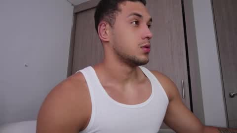 Snapshot of andy_weld chatting on October 22, 12:38 pm my onlyfans online show from October 22, 12:38 pm