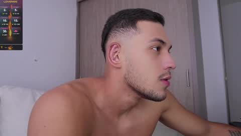 Snapshot of andy_weld chatting on October 24, 3:30 pm my onlyfans online show from October 24, 3:30 pm