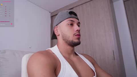 Snapshot of andy_weld chatting on November 19, 3:12 pm my onlyfans online show from November 19, 3:12 pm