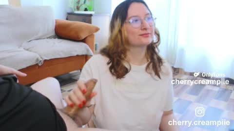 Cherry online show from February 12, 3:29 pm