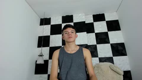 andyfame11 online show from November 4, 7:02 pm