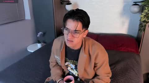 Andy Joy  online show from December 2, 11:26 am