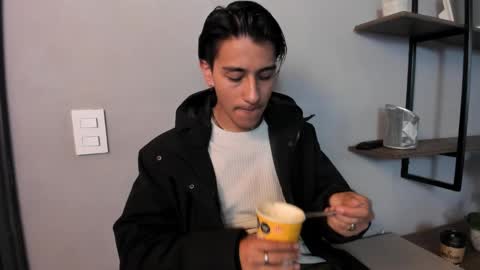 Andy Joy  online show from March 23, 11:25 am