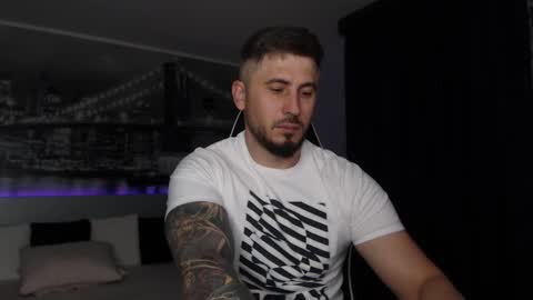 Magic Andy online show from December 31, 7:18 pm