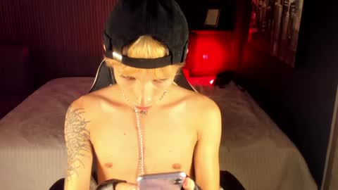 Andy online show from April 13, 9:53 pm