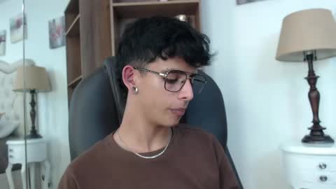 andyxibrat online show from April 13, 6:57 pm