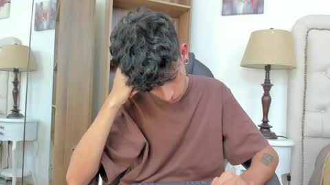 andyxibrat online show from June 1, 7:15 pm