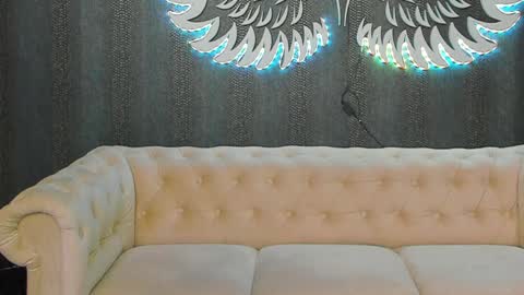 Anne online show from January 24, 10:41 pm