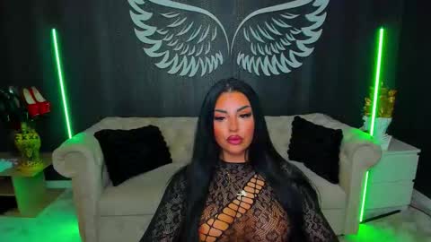 Anne online show from November 14, 6:50 pm