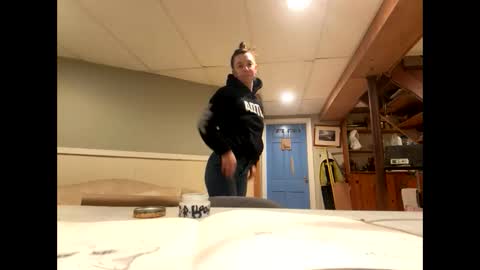 aneoakley online show from November 2, 4:48 am