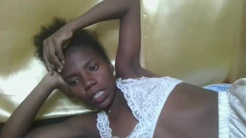 angeeliine online show from April 8, 9:53 am