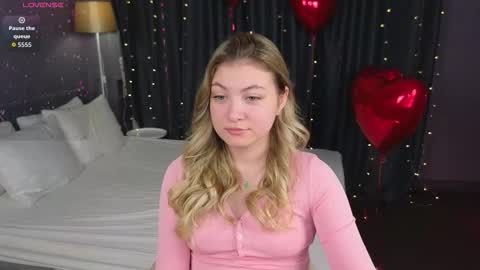 Grace online show from February 11, 12:15 am