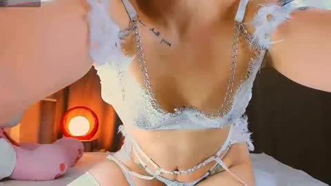 Snapshot of angel_asia_ chatting on March 23, 7:51 pm angel_asia_ online show from March 23, 7:51 pm