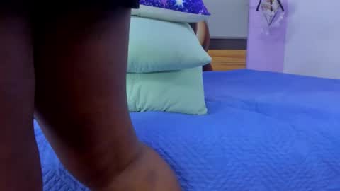 Snapshot of angel_avni chatting on October 26, 4:07 am Angel online show from October 26, 4:07 am