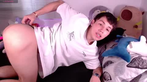 Angel   help me with 100 thumbs up online show from January 22, 8:38 pm