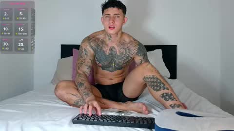 Snapshot of angel_boy01 chatting on October 18, 11:27 pm angel_boy01 online show from October 18, 11:27 pm