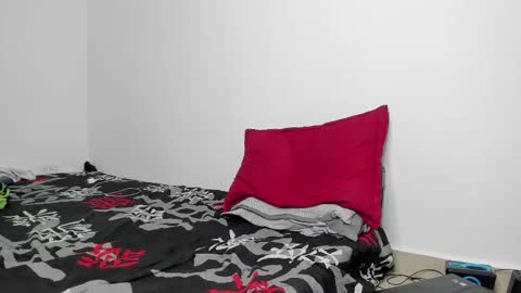 Snapshot of angel_damons_ chatting on February 21, 1:33 pm Angel Damons online show from February 21, 1:33 pm