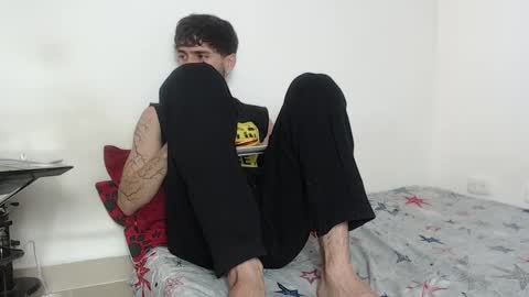 Snapshot of angel_damons_ chatting on October 27, 6:23 pm Angel Damons online show from October 27, 6:23 pm