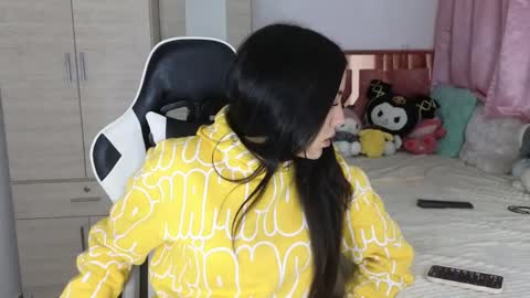 Snapshot of angel_lusst chatting on December 2, 3:15 am angeline online show from December 2, 3:15 am