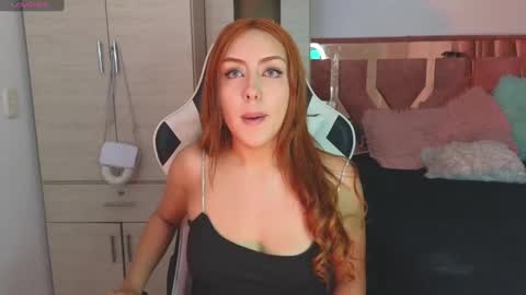 Snapshot of angel_lusst chatting on February 3, 4:04 am angeline online show from February 3, 4:04 am