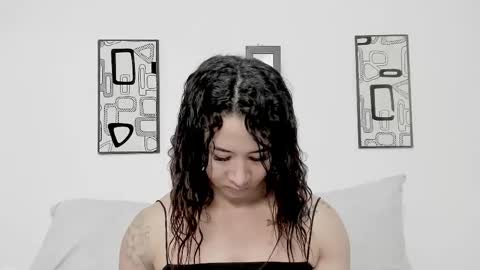 Snapshot of angel_martins chatting on January 31, 7:11 pm Angel online show from January 31, 7:11 pm