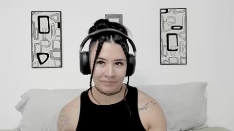 Snapshot of angel_martins chatting on February 4, 6:36 pm Angel online show from February 4, 6:36 pm