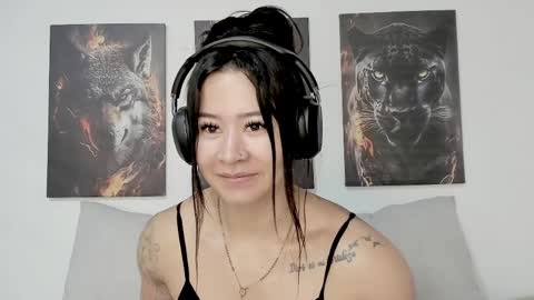 Snapshot of angel_martins chatting on April 1, 1:41 pm Angel online show from April 1, 1:41 pm