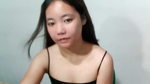 Snapshot of angel_piecumxx chatting on July 5, 2:13 pm angel_piecumxx online show from July 5, 2:13 pm