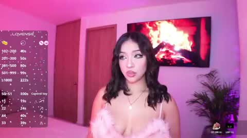 Snapshot of angel_rouse_1 chatting on July 2, 2:44 am Angel online show from July 2, 2:44 am