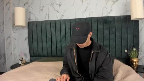 Snapshot of angel_silva_ chatting on April 28, 12:32 pm Angel online show from April 28, 12:32 pm