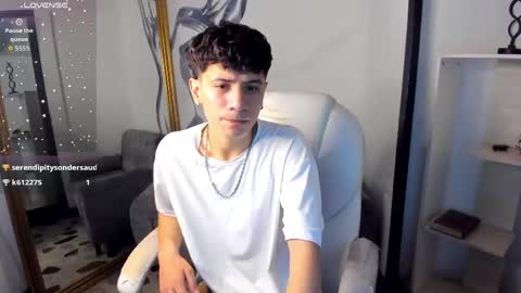 Angel online show from April 12, 12:43 pm