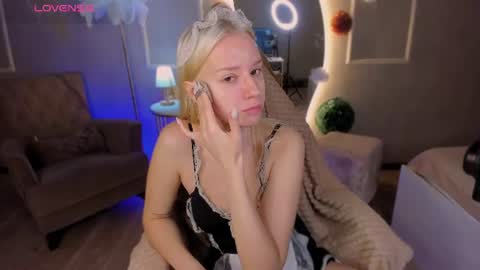 Snapshot of angel_tessa chatting on June 29, 1:22 pm Angelica online show from June 29, 1:22 pm
