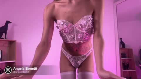 Angela Bonetti online show from January 17, 4:17 am