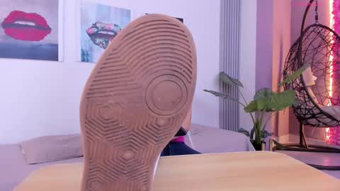 A N G E LA.  online show from November 24, 3:39 am