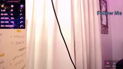 Angela online show from December 4, 5:10 pm