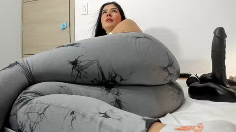 Angela online show from December 21, 3:53 pm